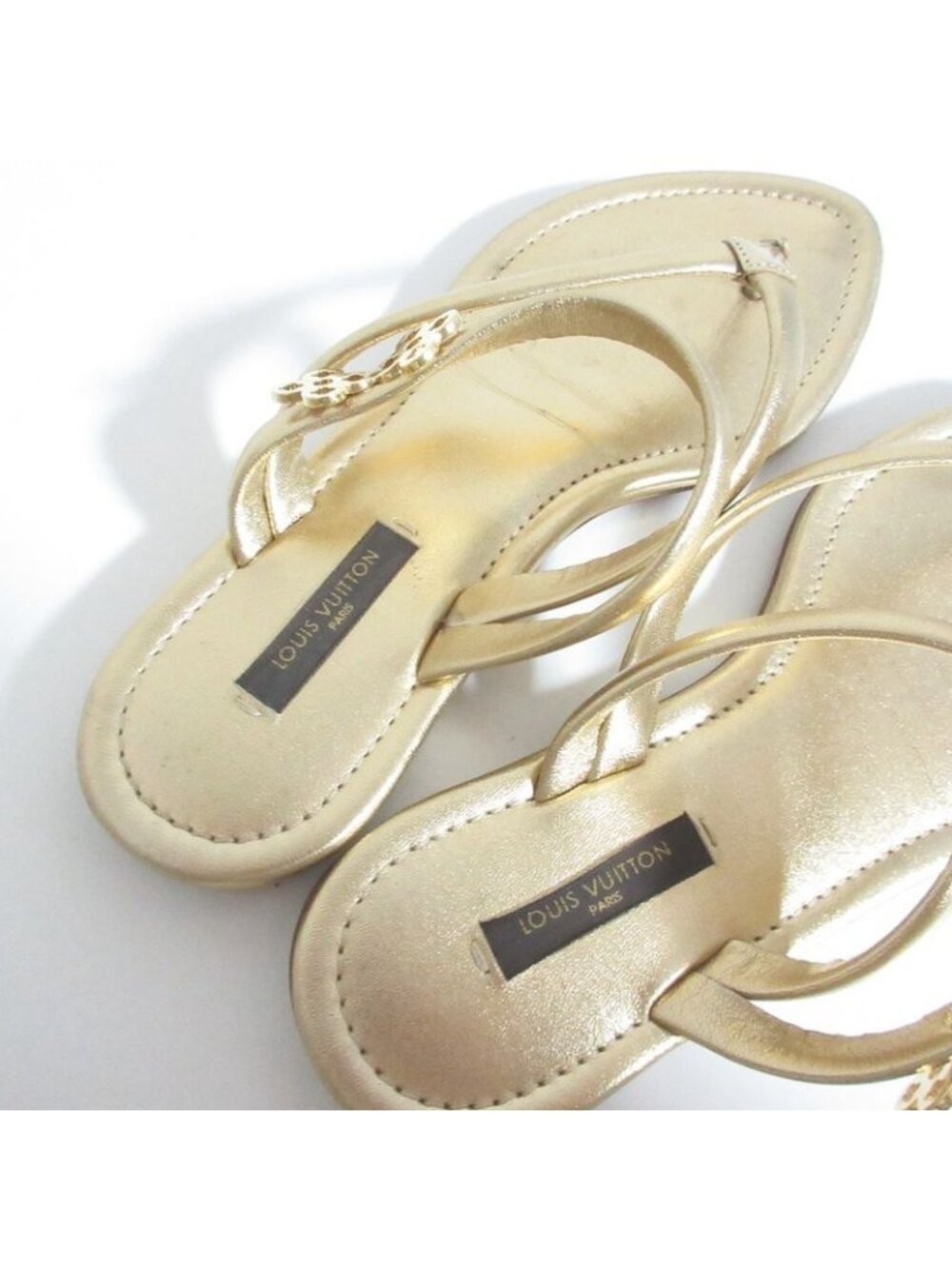 Louis Vuitton Monogram Flower Thong Sandals 35 Gold - Picture 5 of 12